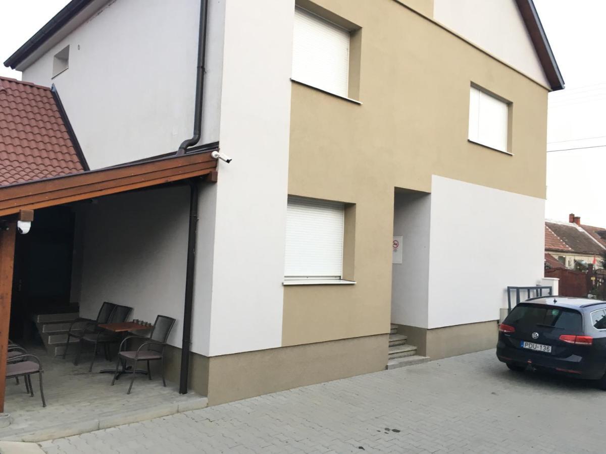 Hotel Toronyi Vendeghaz Exterior foto